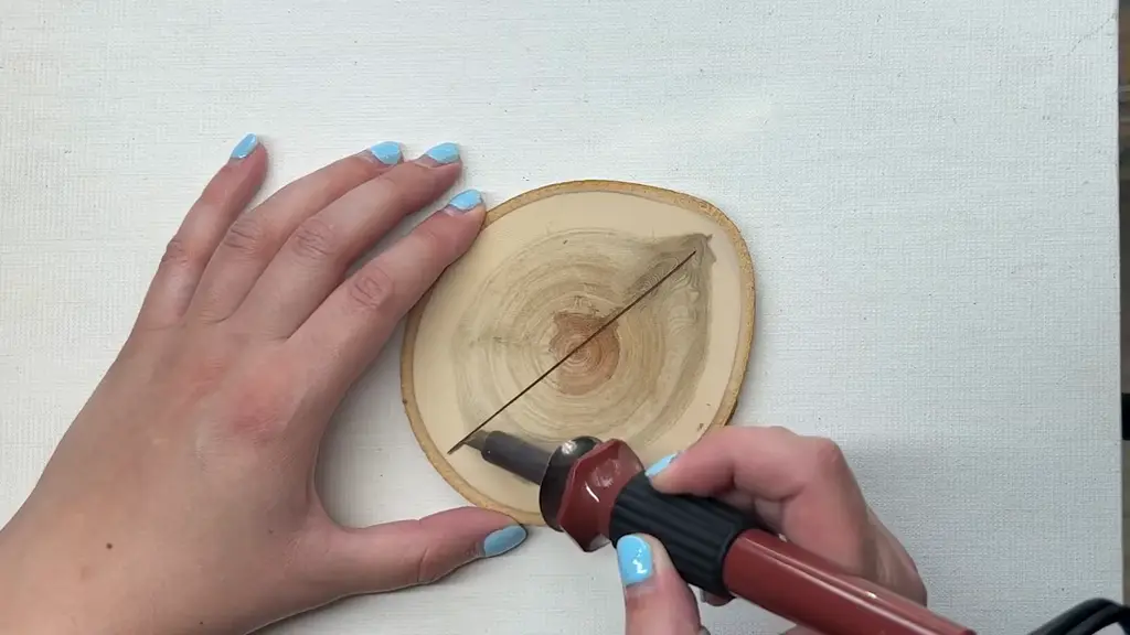 How to Make a Live-Edge Wood-Burned Welcome Sign