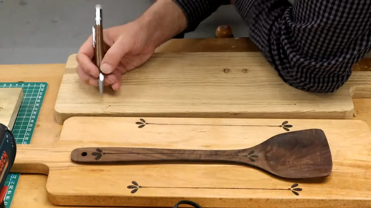 Wood-Burned Serving Boards: A Simple Border Project
